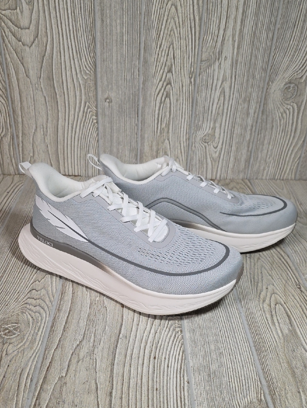 Veloci Mesa Stability Running Sneakers Slate Gray Womens Size 13 Mens Size 11.5